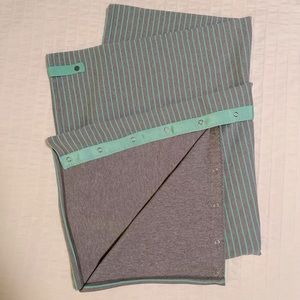 Lululemon Vinyasa Infinity Scarf with Snaps